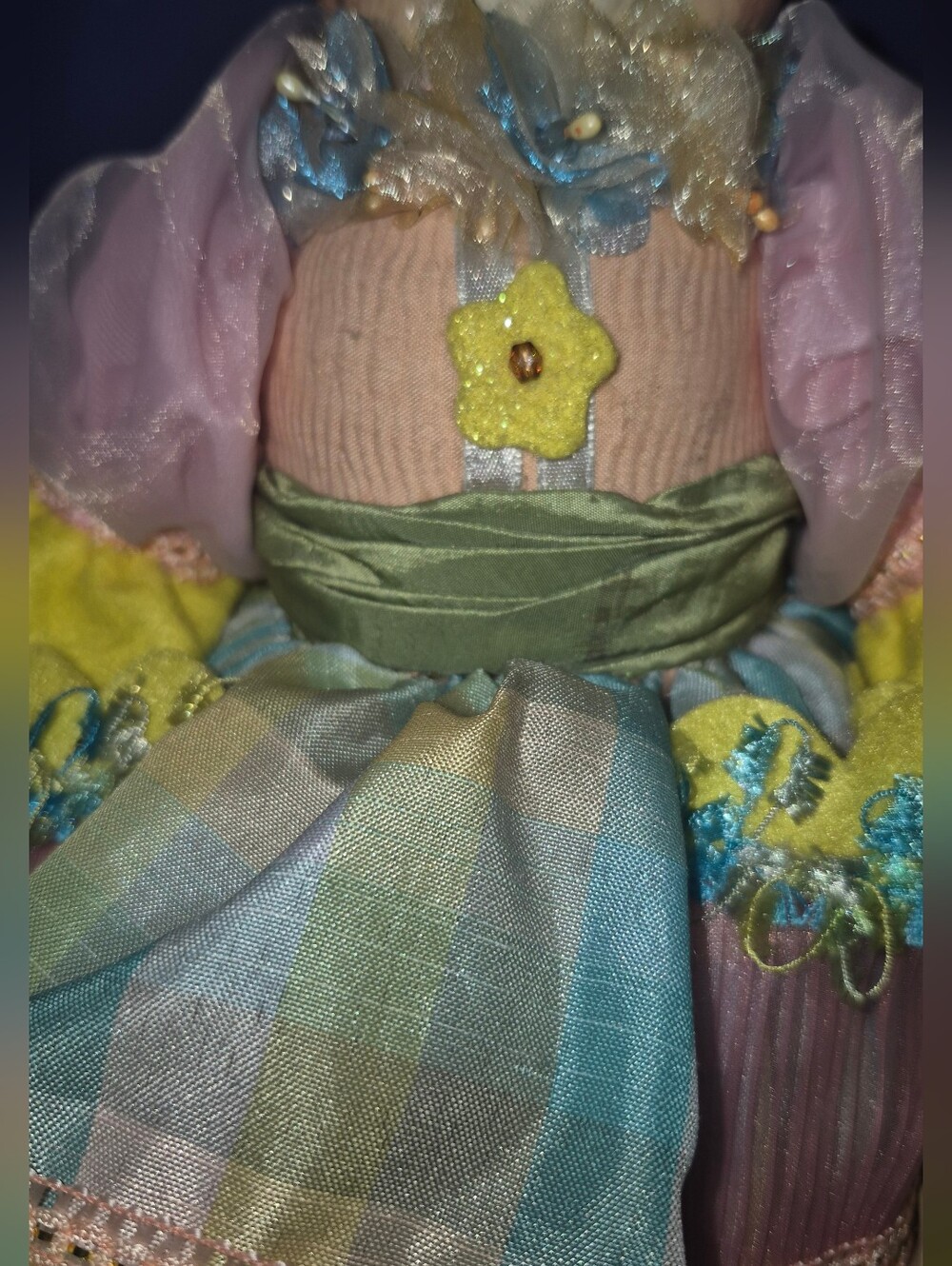 Decorative Rabbit Figurine Colorful - Easter - Picture 12 of 13